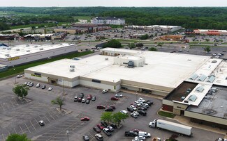 Plus de détails pour 4600 1st Ave NE, Cedar Rapids, IA - Commerce de détail à louer