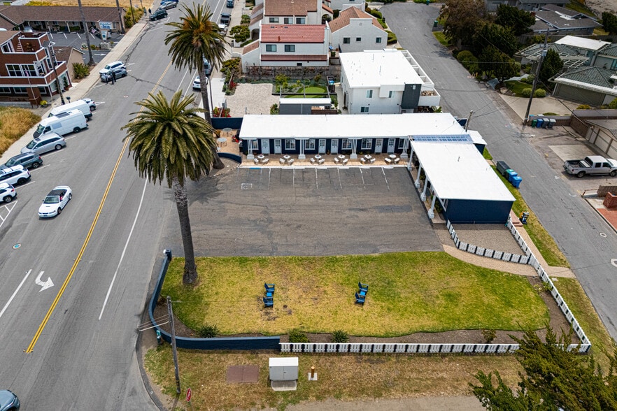 20 S Ocean Ave, Cayucos, CA à vendre - Photo du bâtiment - Image 3 de 15