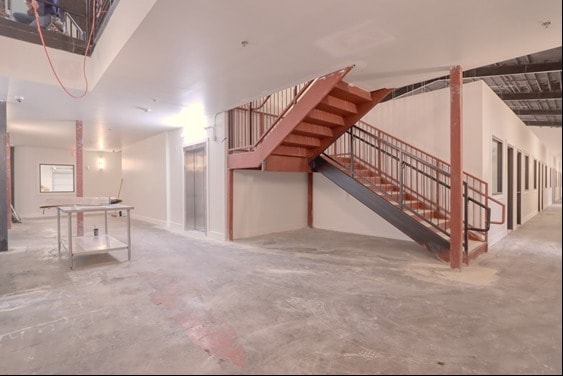 301 W Main St, Midlothian, TX for lease Interior Photo- Image 1 of 16