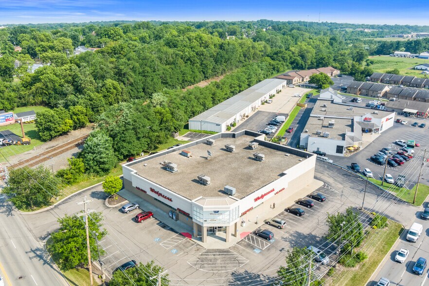 7804 Cincinnati Dayton Rd, West Chester, OH à vendre - Photo du bâtiment - Image 3 de 8
