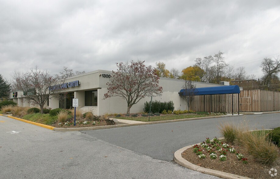 1300 Bellona Ave, Lutherville, MD for lease - Building Photo - Image 2 of 4