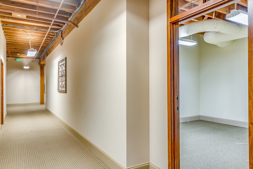 260 Commerce St, Montgomery, AL for sale - Interior Photo - Image 3 of 34