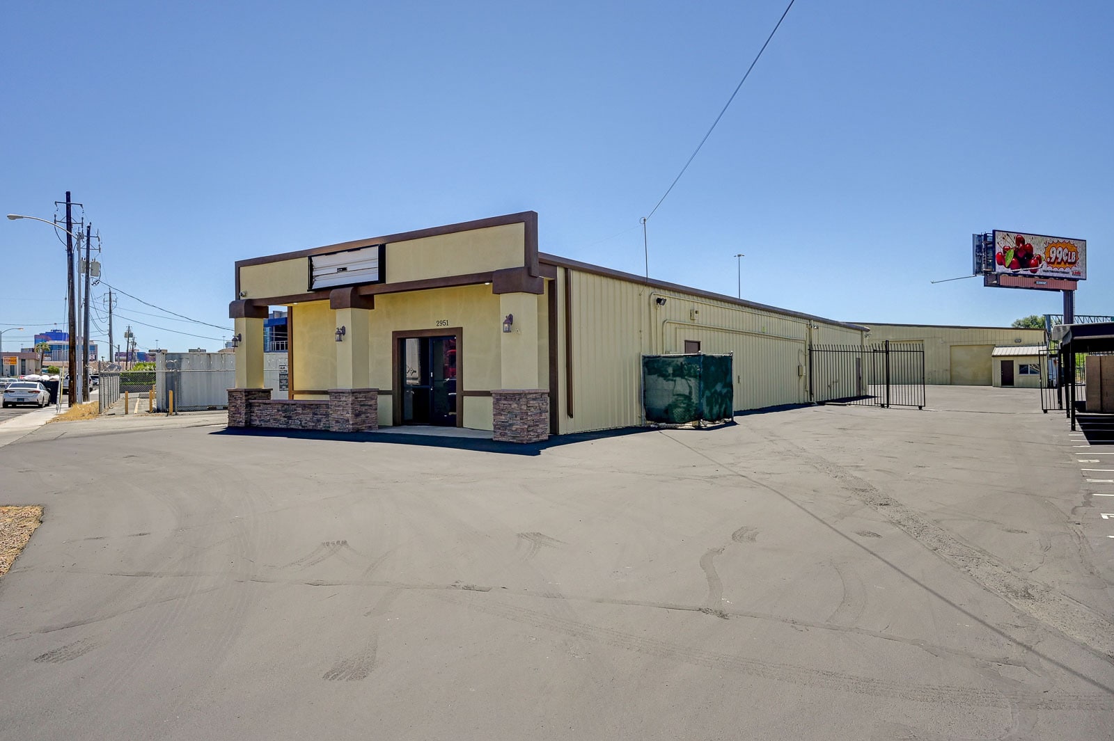 2951 Westwood Dr, Las Vegas, NV for lease Building Photo- Image 1 of 36