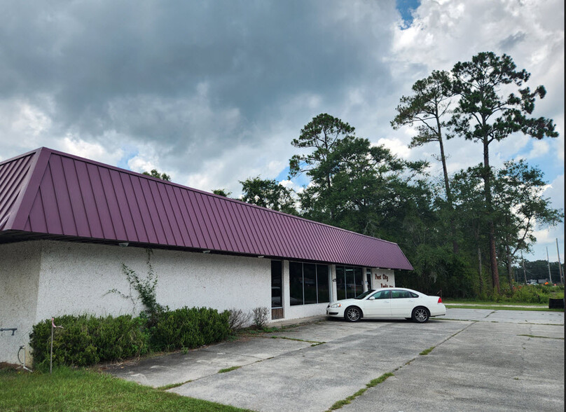 4373 & 4375 US Highway 17 N, Brunswick, GA for lease - Building Photo - Image 2 of 2