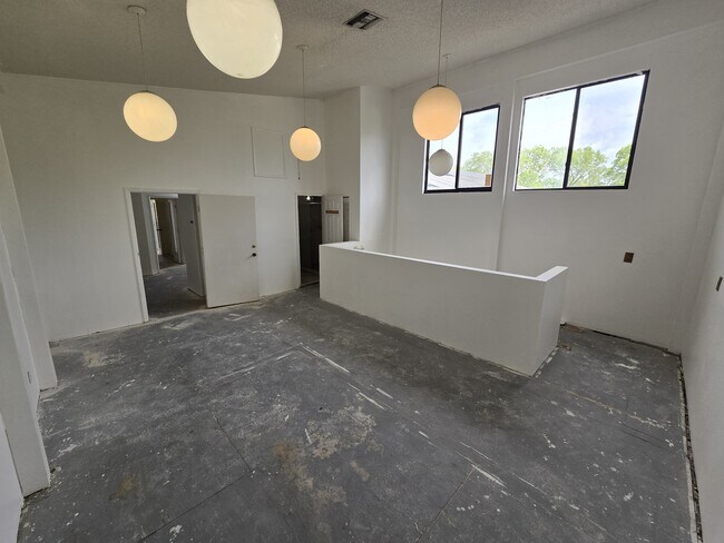 Plus de détails pour 5800-5820 N University Dr, Fort Lauderdale, FL - Bureau à louer