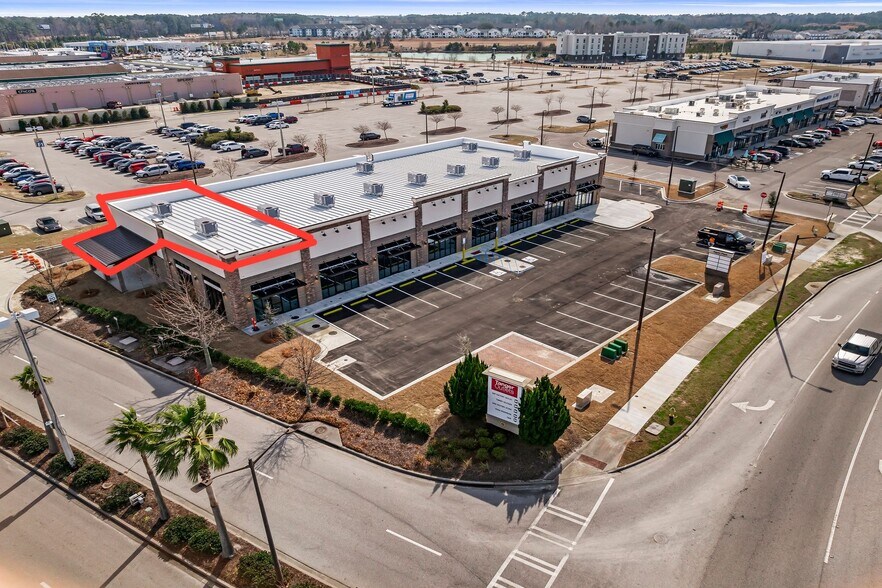 220 Tanger Outlets Blvd, Pooler, GA à louer - Photo du bâtiment - Image 1 de 22