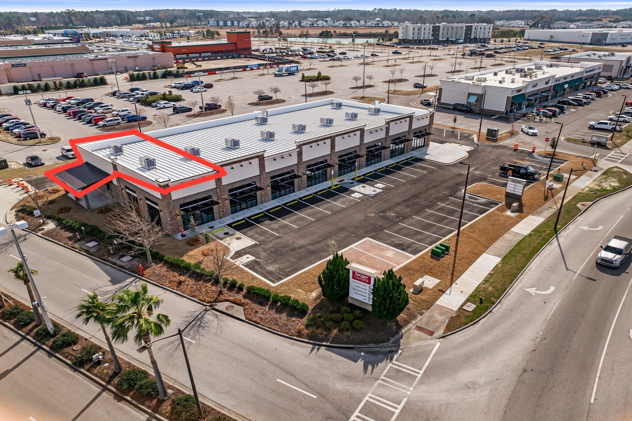 220 Tanger Outlets Blvd, Pooler, GA à louer Photo du bâtiment- Image 1 de 23