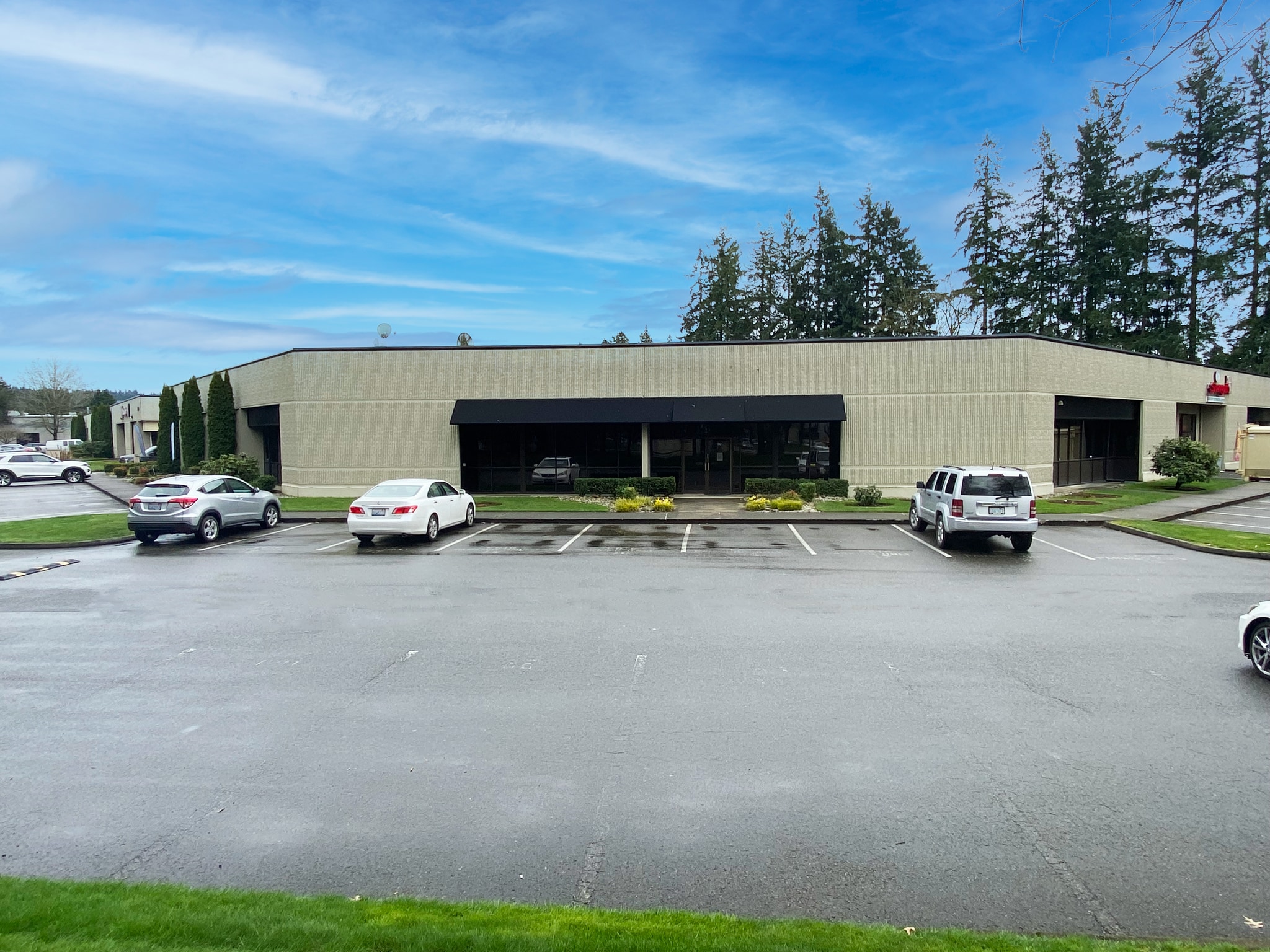 18001 NE 76th St, Redmond, WA for lease Building Photo- Image 1 of 6
