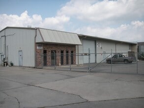108 Lauren Dr, Belle Chasse, LA for lease Interior Photo- Image 1 of 1