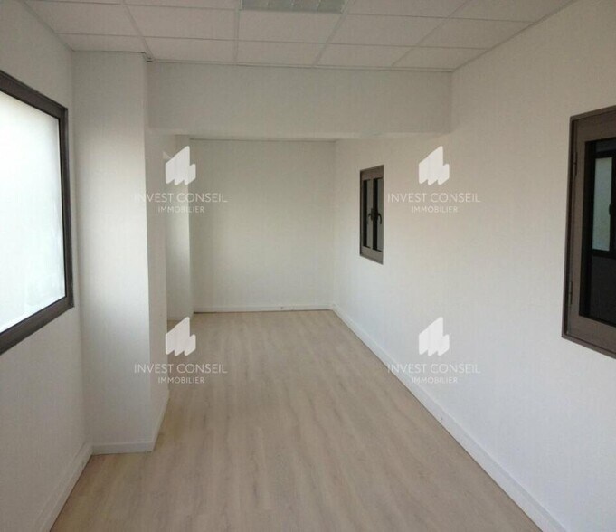54-60 Rue De La Bongarde, Villeneuve-la-Garenne for lease - Interior Photo - Image 3 of 5