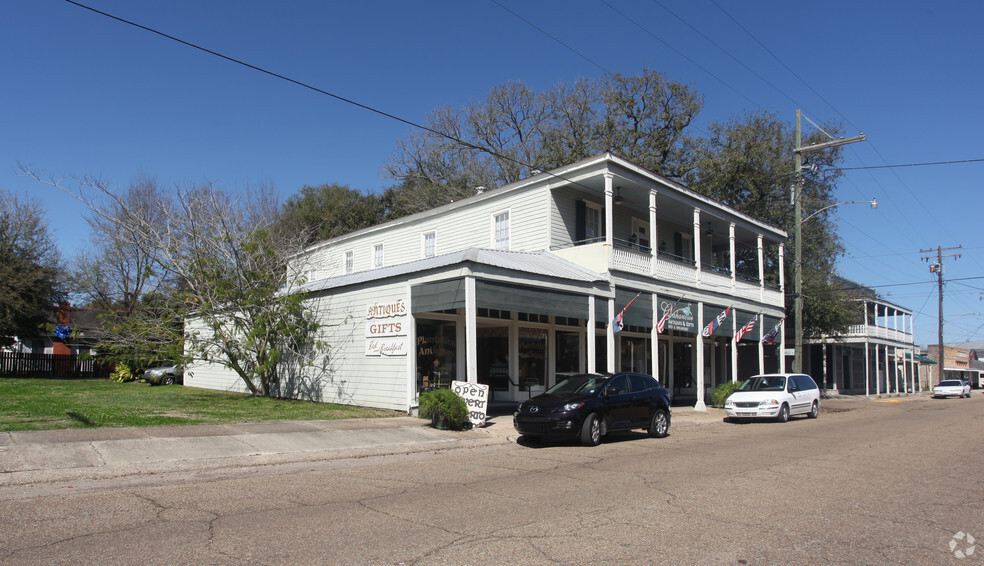 602-604 Railroad Ave, Donaldsonville, LA à vendre - Photo principale - Image 1 de 1