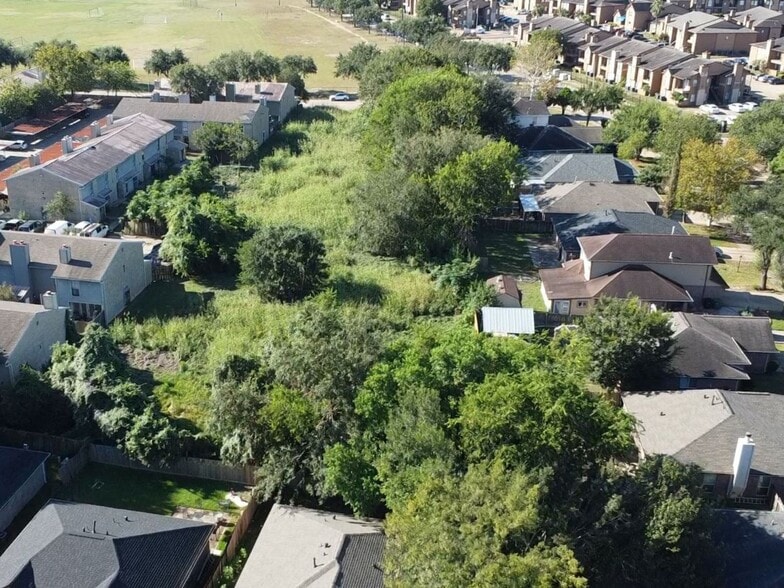 0 Kinghurst Dr, Houston, TX for sale - Primary Photo - Image 2 of 10