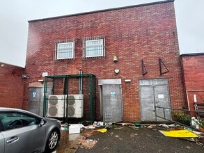 191-193 High St, West Bromwich à louer Photo du bâtiment- Image 2 de 4