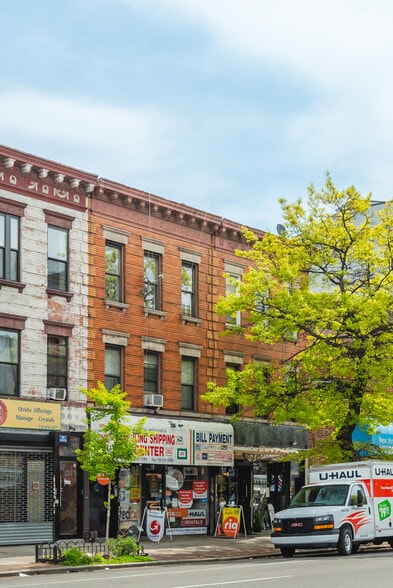 1395 Flatbush Ave, Brooklyn, NY à vendre - Photo du bâtiment - Image 3 de 24