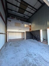 2290 Alahao Pl, Honolulu, HI for lease Interior Photo- Image 2 of 3