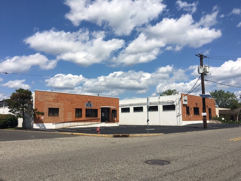 746 Gotham Pky, Carlstadt, NJ for lease - Building Photo - Image 1 of 9