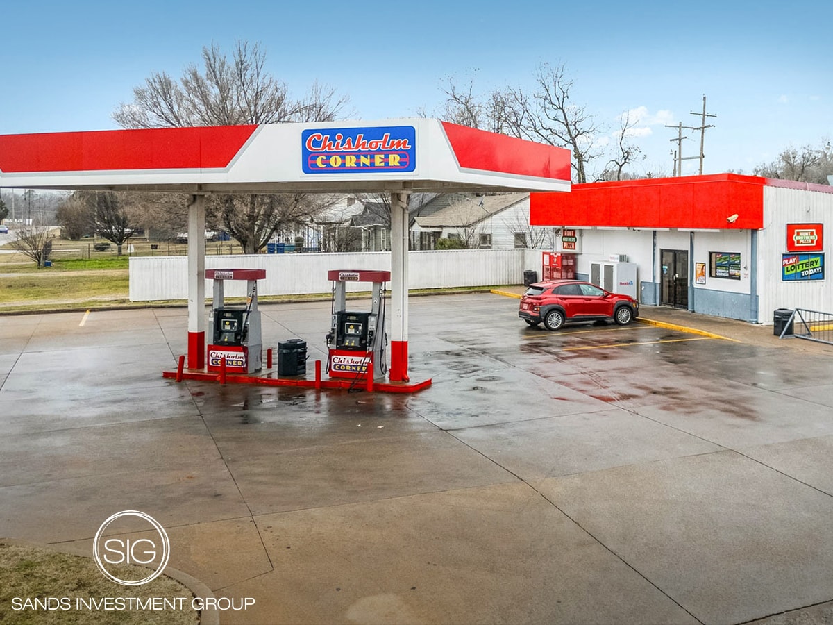 211 E Chestnut Ave, Duncan, OK for sale Building Photo- Image 1 of 6