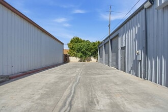 1649 Carnegie St, Turlock, CA for lease Interior Photo- Image 2 of 39