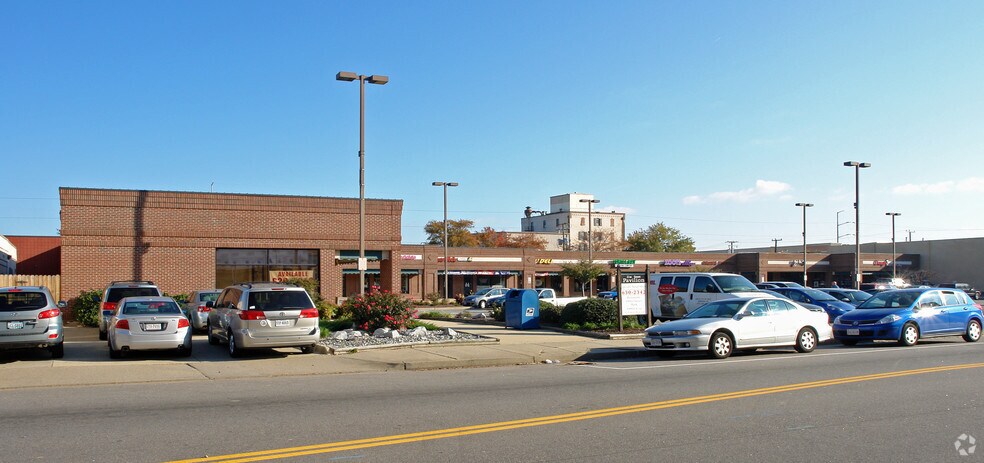 222 W 21st St, Norfolk, VA à louer - Photo du bâtiment - Image 1 de 8