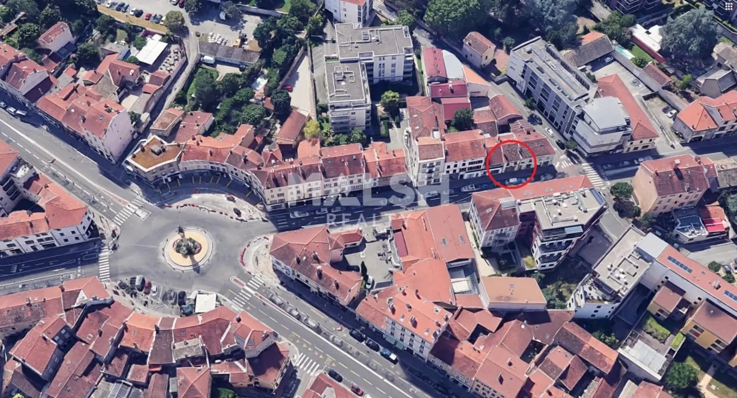 Retail in Tassin-la-Demi-Lune for sale Aerial- Image 1 of 2