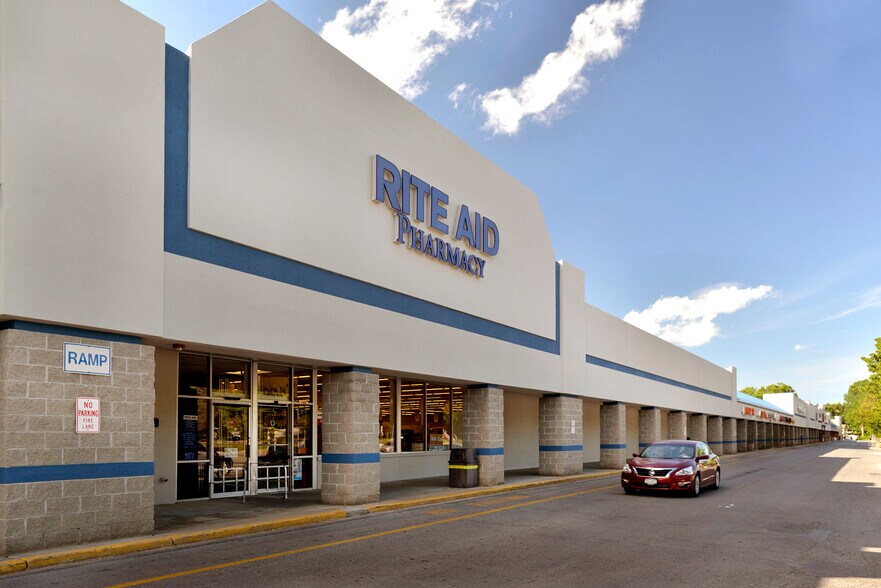 117-185 Ballston Ave, Saratoga Springs, NY à louer - Photo du bâtiment - Image 3 de 4