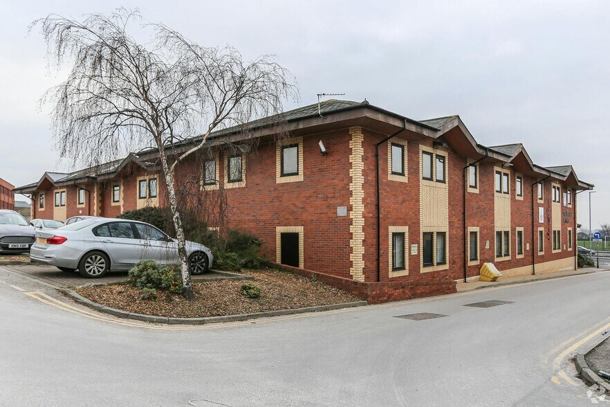 York Rd, Leeds à louer - Photo du bâtiment - Image 3 de 7