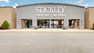 Plus de détails pour 151 Wolf Rd, Colonie, NY - Commerce de détail à vendre