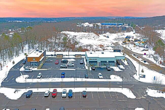 More details for 10 Jungle Rd, Leominster, MA - Retail for Sale