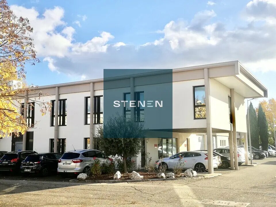 Office in Aix-en-Provence for lease Building Photo- Image 1 of 7