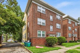 More details for 1109 W 40th St, Kansas City, MO - Multifamily for Sale