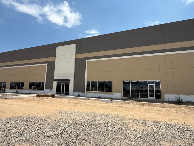 23777 N 3rd Ave, Phoenix, AZ for lease - Building Photo - Image 3 of 23