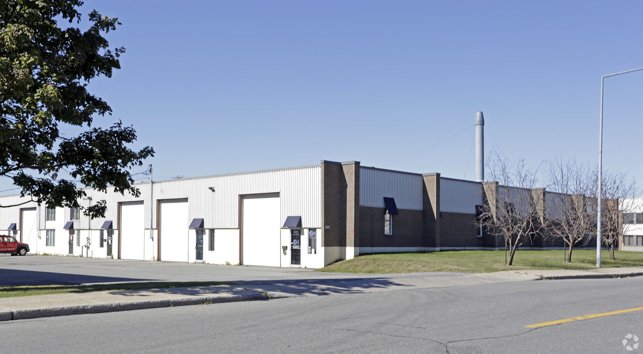 820-822 Boul Guimond, Longueuil, QC à vendre Photo principale- Image 1 de 3