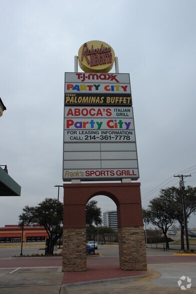 501 W Belt-Line Rd, Richardson, TX à louer - Photo du bâtiment - Image 2 de 17