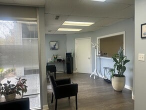 6009 Falls Of Neuse Rd, Raleigh, NC for lease Interior Photo- Image 1 of 9