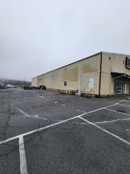 808 N Ellsworth St, Allentown, PA for sale - Building Photo - Image 2 of 46