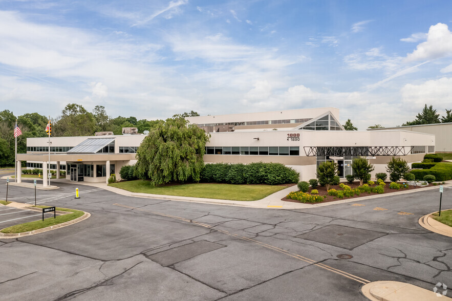 1888-1890 N Market St, Frederick, MD for lease - Primary Photo - Image 1 of 18