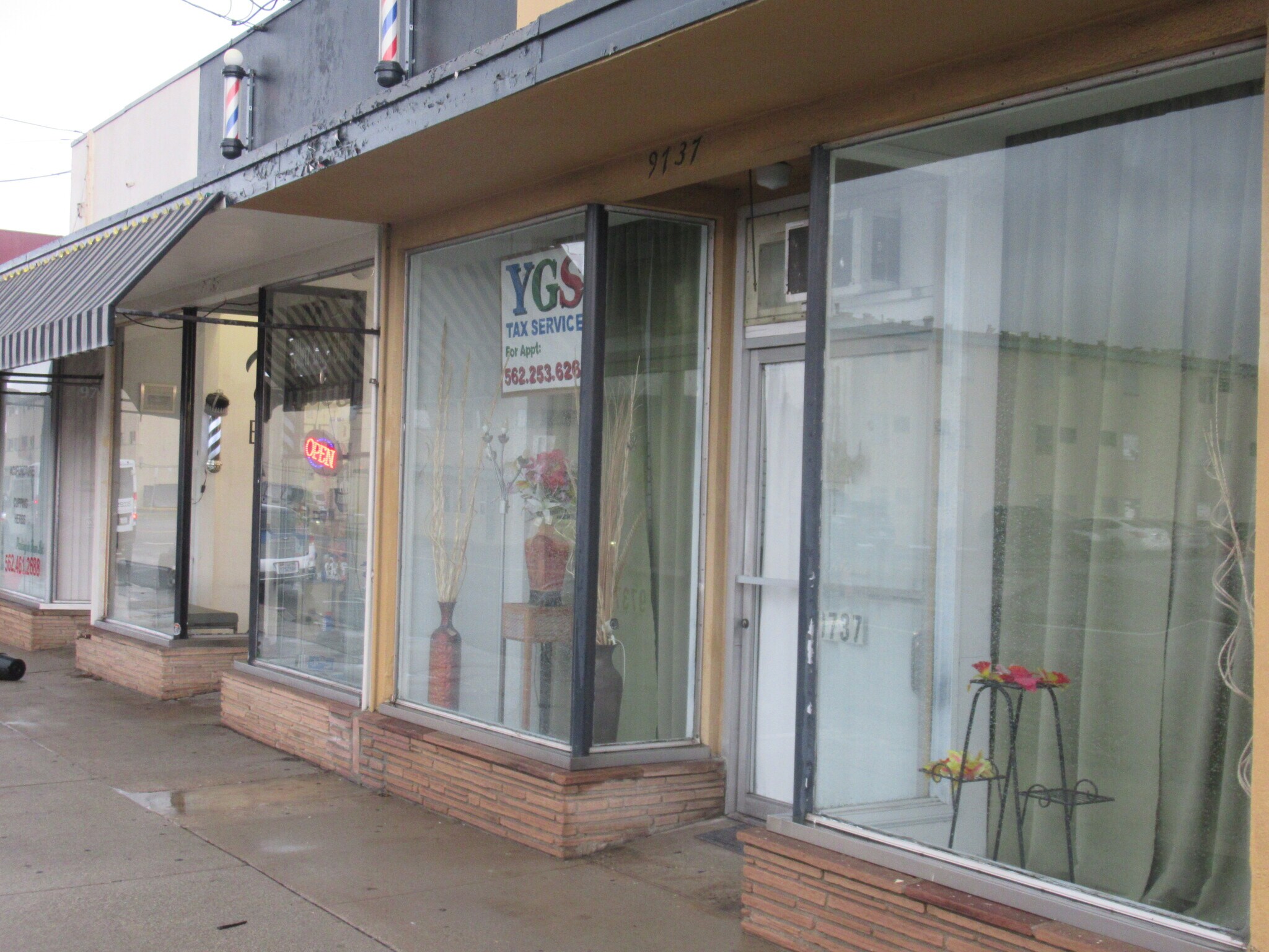 9733-9737 Flower St, Bellflower, CA à vendre Photo du bâtiment- Image 1 de 7