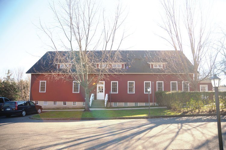 11 Indian Wells Hwy, Amagansett, NY for sale - Building Photo - Image 2 of 91