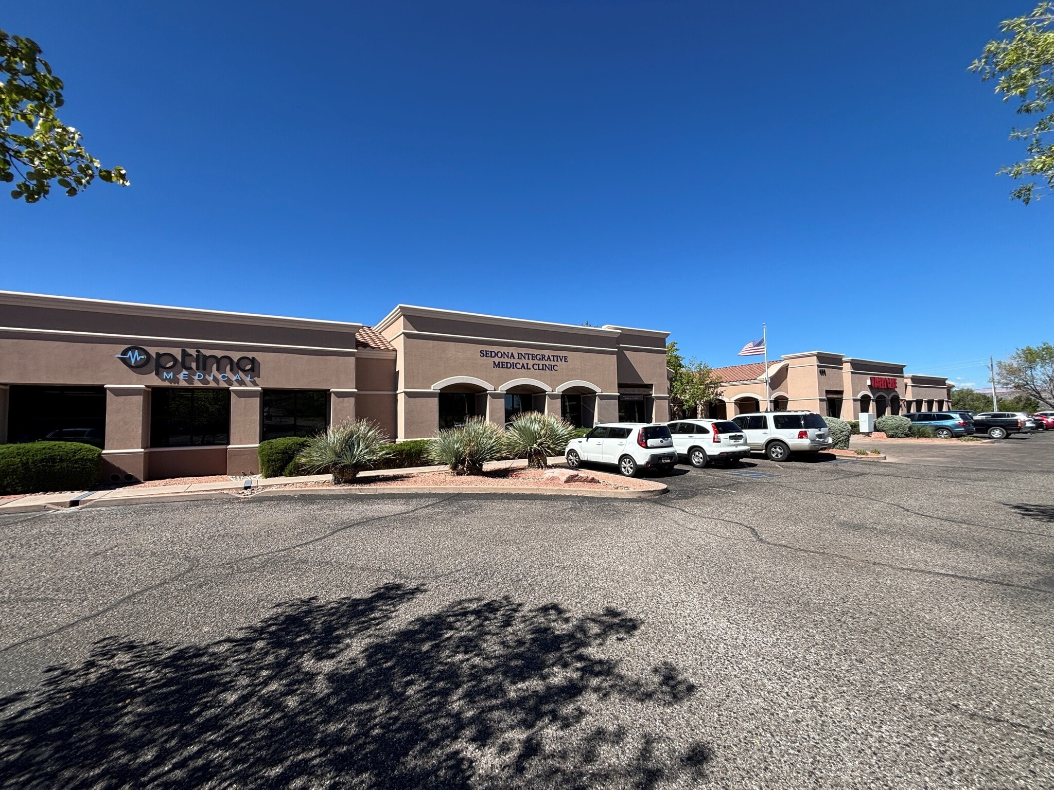 450 S Willard St, Cottonwood, AZ for lease Primary Photo- Image 1 of 38