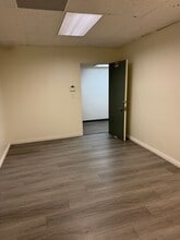 5967 W 3rd St, Los Angeles, CA for lease Interior Photo- Image 1 of 10