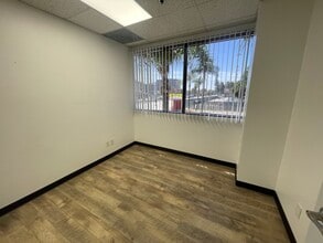 901 W Civic Center Dr, Santa Ana, CA for lease Interior Photo- Image 2 of 11