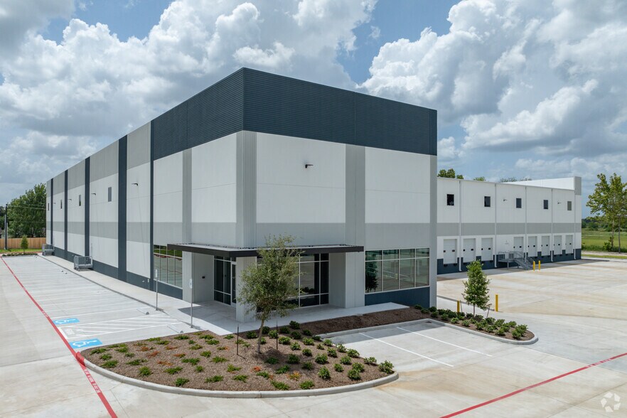 850 Fallbrook Dr, Houston, TX à vendre - Photo principale - Image 1 de 4