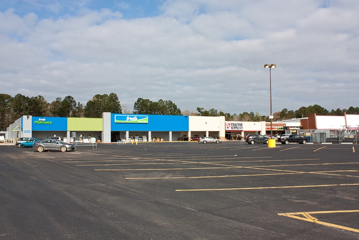 723-739 Highway 165 S, Oakdale, LA for sale - Building Photo - Image 1 of 1