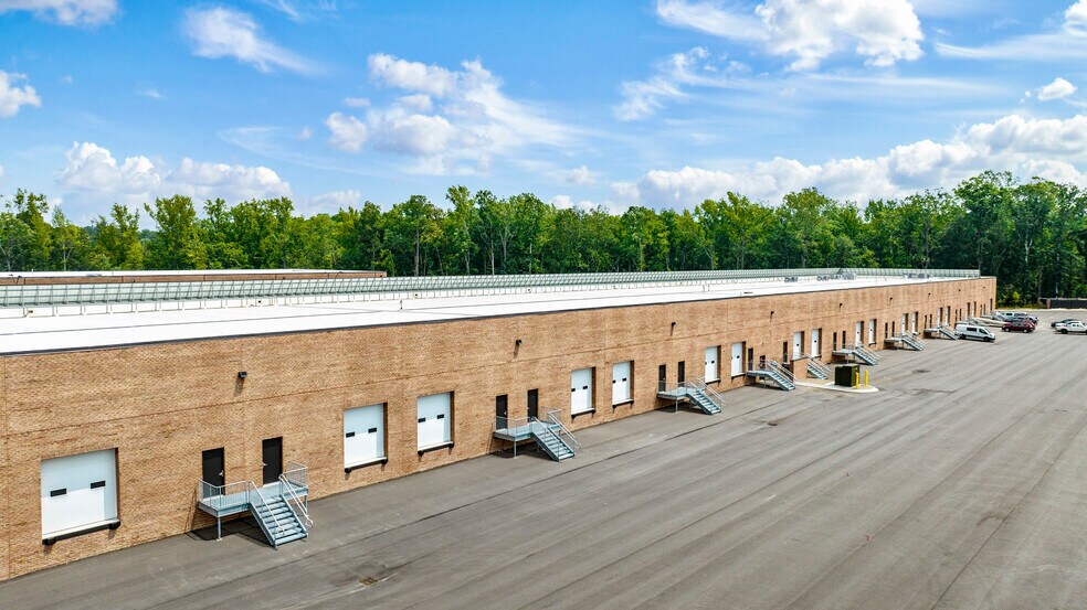 Hinton Oaks Blvd, Knightdale, NC à louer - Photo du bâtiment - Image 3 de 6