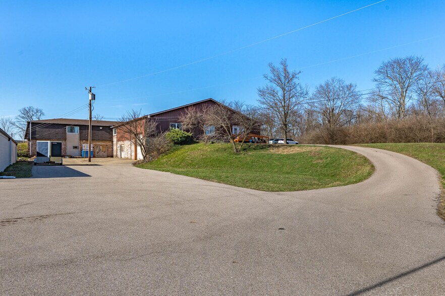 5174 Hamilton Middletown Rd, Hamilton, OH à vendre - Photo du bâtiment - Image 3 de 47