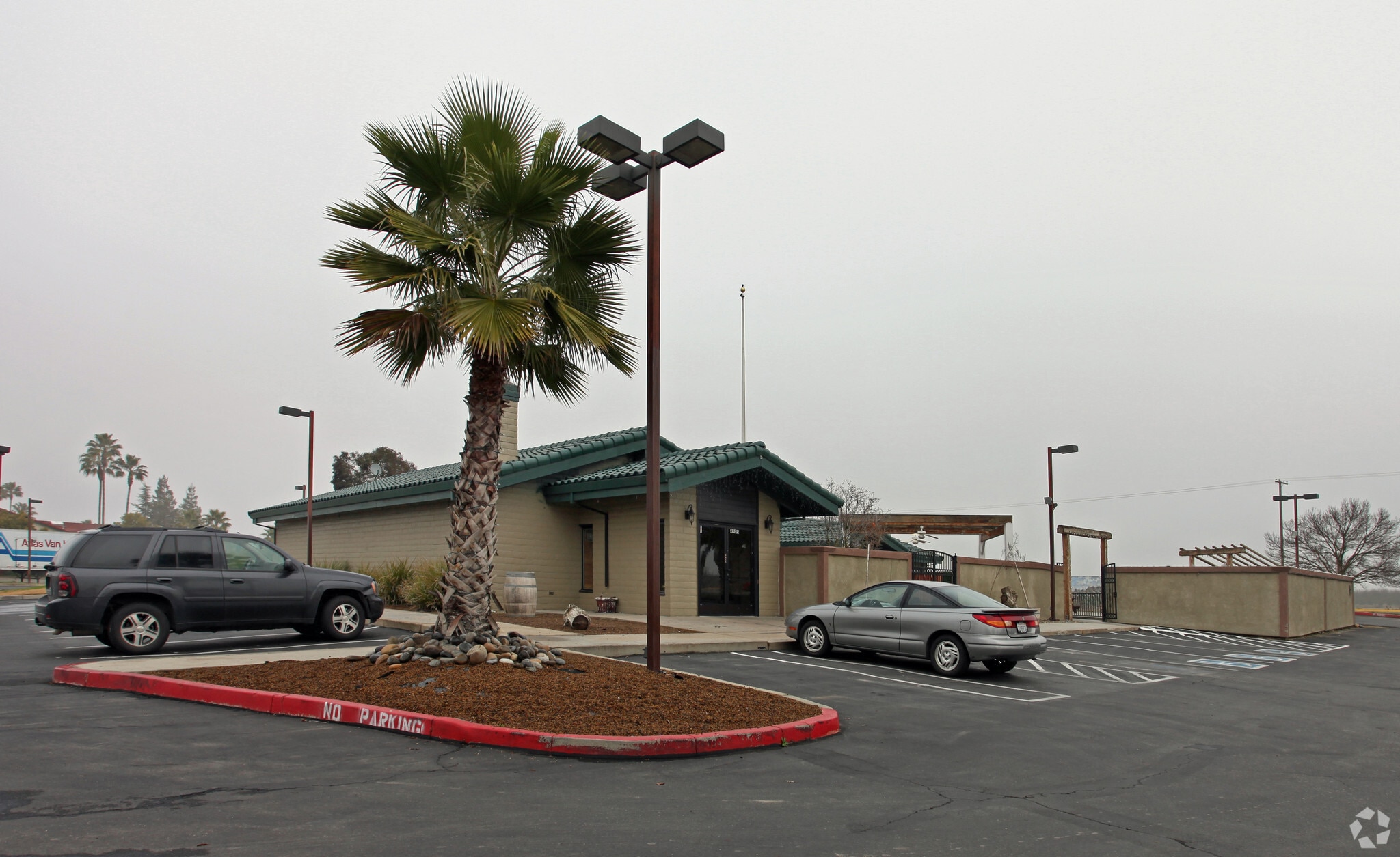 4905 N Golden State Blvd, Turlock, CA for lease Primary Photo- Image 1 of 6