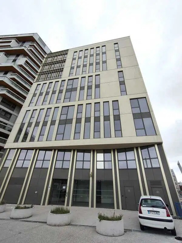 Office in Bordeaux for lease Building Photo- Image 1 of 15