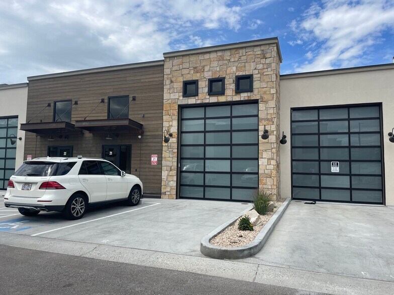 4554 Forestdale Dr, Park City, UT à louer - Photo du bâtiment - Image 2 de 17