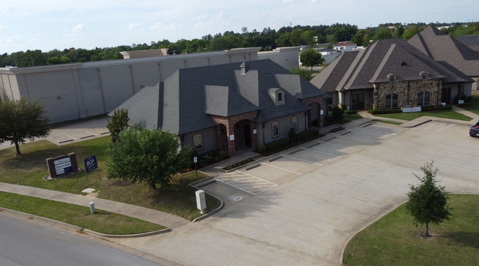 2339 Dueling Oaks, Tyler, TX for lease - Building Photo - Image 2 of 8