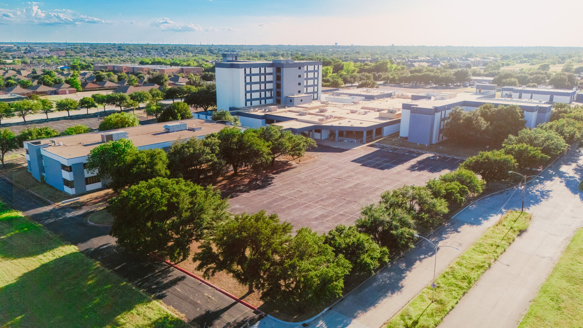 2709 Hospital Blvd, Grand Prairie, TX à vendre Photo principale- Image 1 de 18